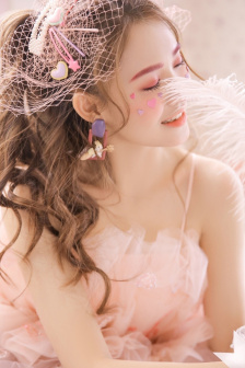 两个美妇用嘴服侍